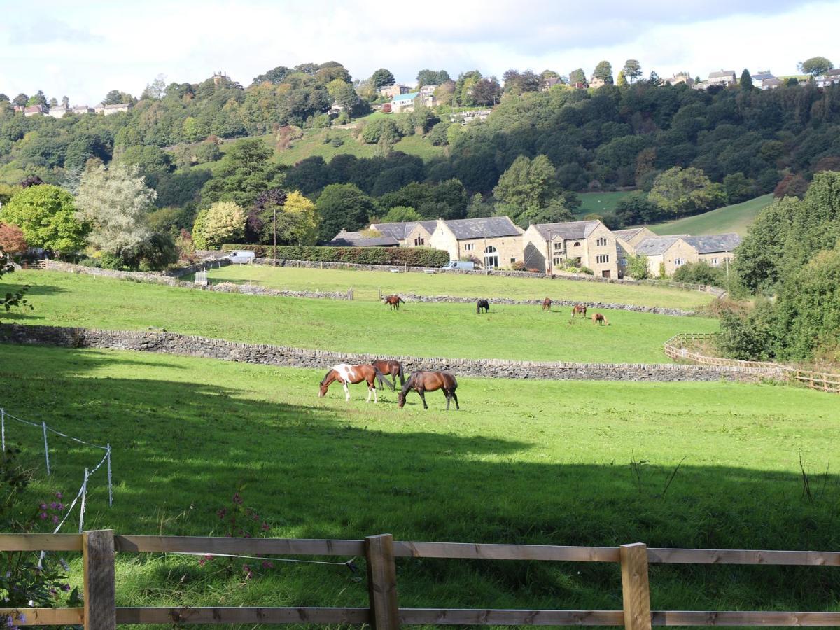 Morgan'S Barn Villa Huddersfield Exterior foto